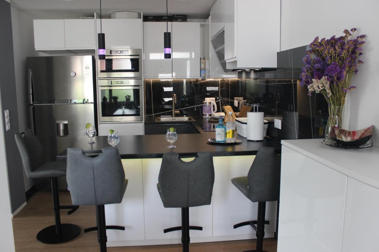 Aquamarine Deluxe Apartment ドゥブロブニク エクステリア 写真